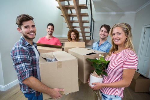 Removal truck hire for Barnsbury flats and period homes with limited access