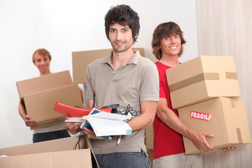 Local house removal service planning a move in Barnsbury