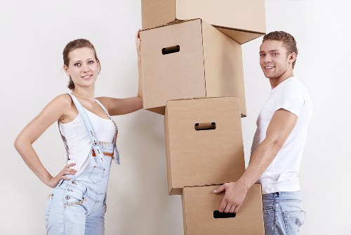 Packing and moving household items from a Barnsbury flat