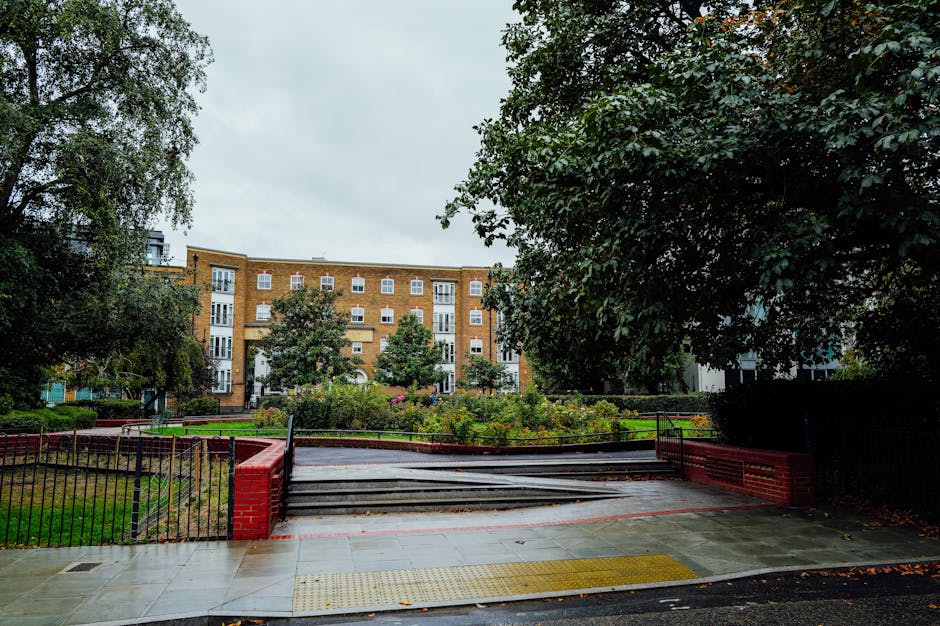 https://manandvanbarnsbury.co.uk/blog/thornhill-square-access-solutions-for-barnsbury-removals/